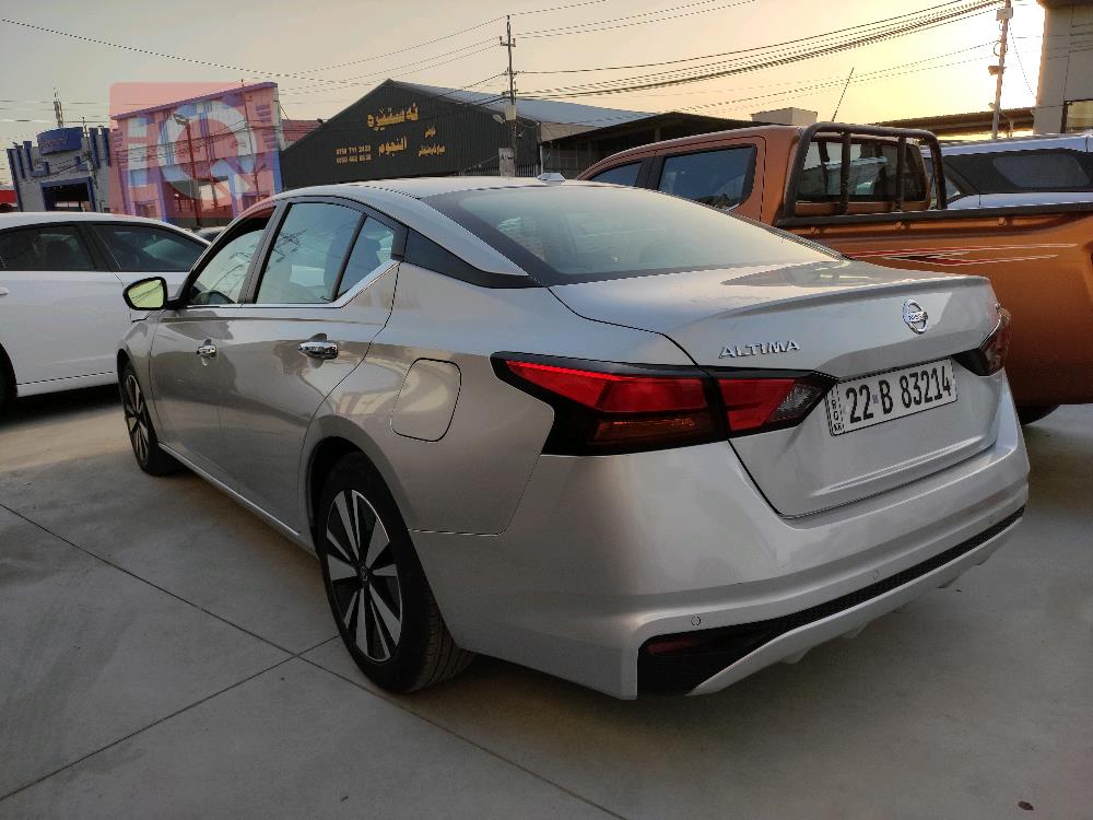 Nissan Altima